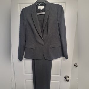 HUGO Boss Woman's Dark Gray Pant Suit